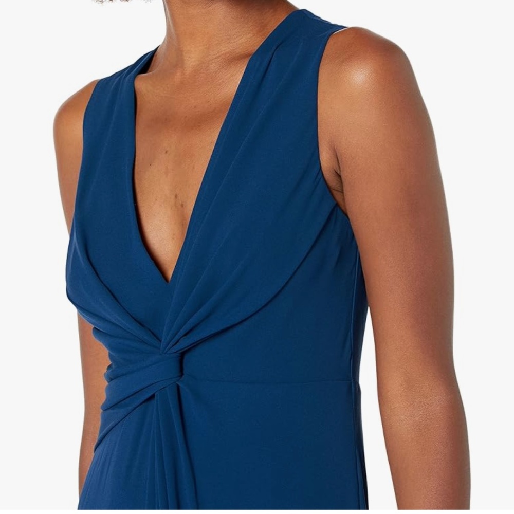 BCBGMAXAZRIA Women's Floor Length Evening Gown with Plunging Neckline Blue SPL - Picture 2 of 7